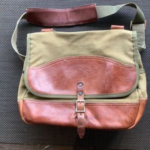 Vintage Orvis Battenkill Shoulder Bag